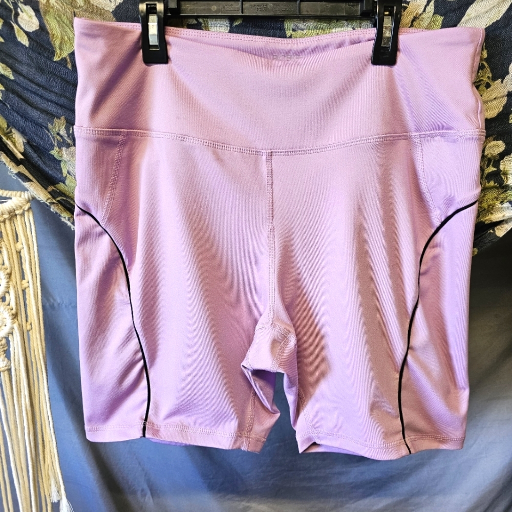 3/$25 NWOT BCBGeneration Lavender Athletic Shorts size XL
